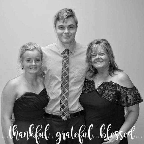 Meet your Posher, Colleen - Picture 1 of 1